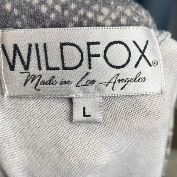 Wildfox NEW Daphne Python Stripe Snake Print Gray White V Neck Sweater Size L - Picture 5 of 6